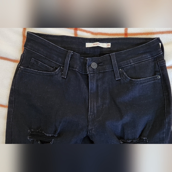 Levi's 711 Skinny Black Destressed Jeans Size 26 - Picture 3 of 7